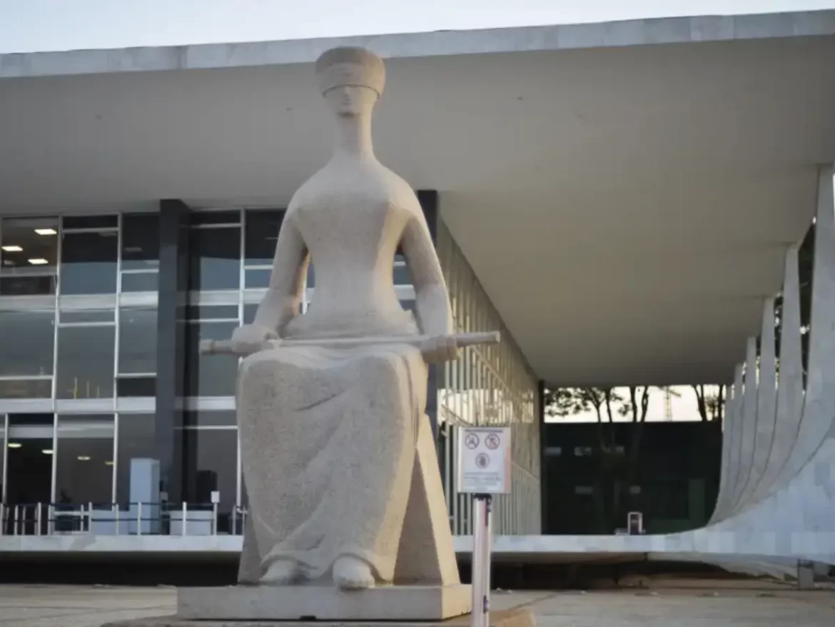STF começa a ouvir nesta segunda réus do núcleo 1 da trama golpista