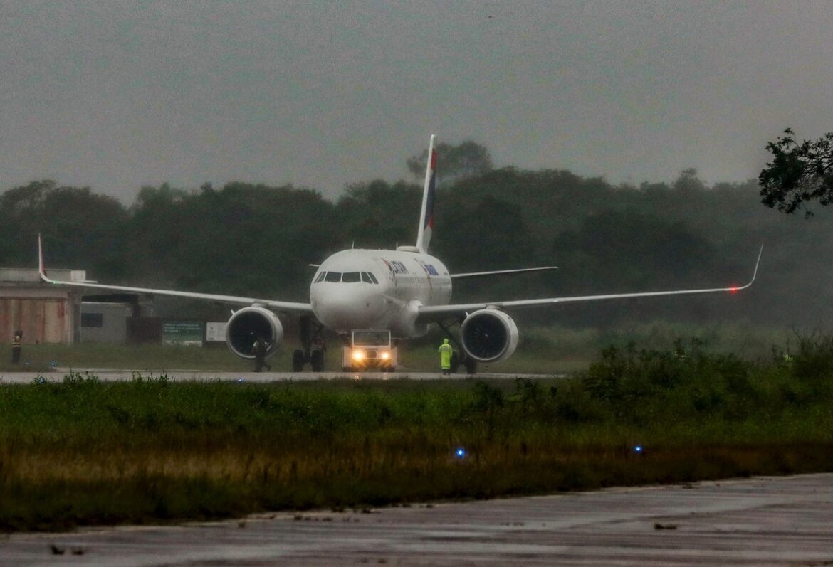 Socorro a empresas aéreas é estratégico para o turismo